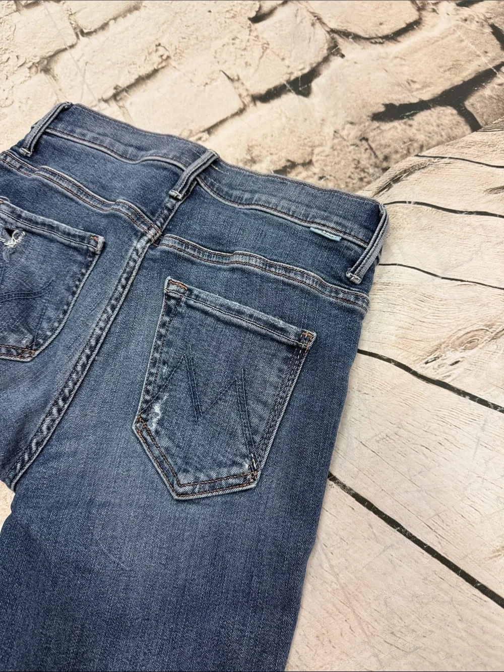 Mother Jeans The Insider Crop Step Fray in Dancing on Coals Size 24